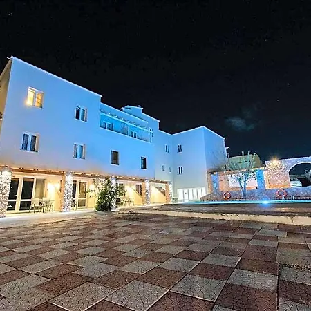 Hotel Gin Wellness Santorini Island